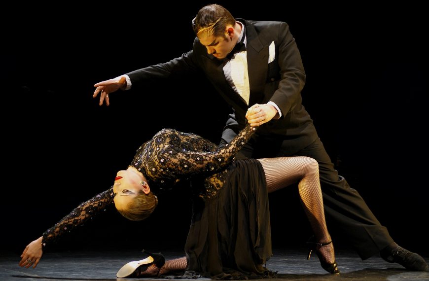 The Tango Fever Ignites at İş Sanat with the Show “Forever Tango”