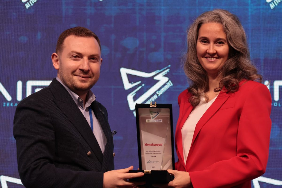 Yemeksepeti has been awarded the E-Food Award at the AI Tomorrow Summit 2024